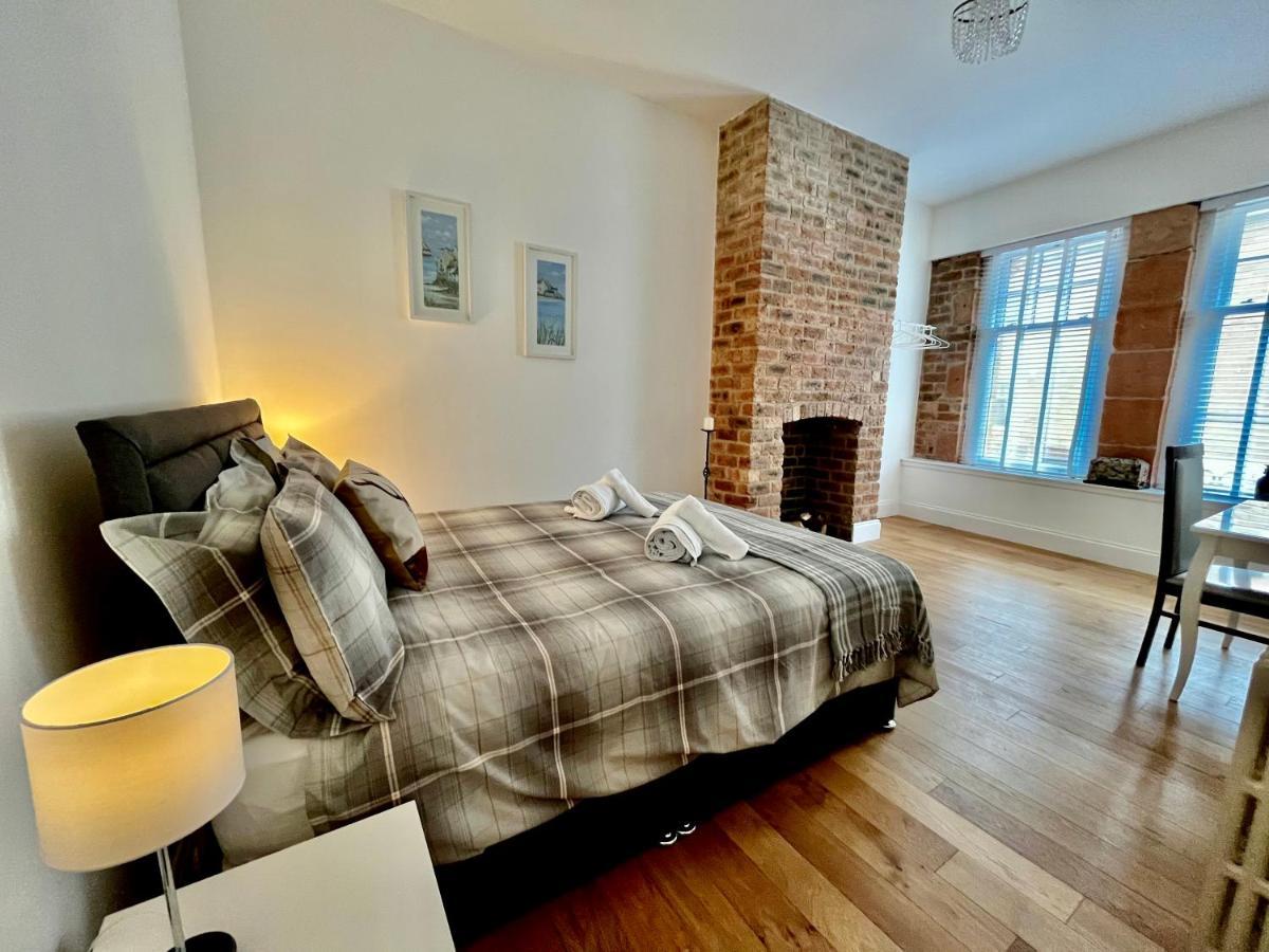 Rabbies School House, 2 Bed Apartment Ayr Town Centre エクステリア 写真